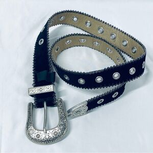 Urban Outfitters Black and Silver Velvet Studded Belt Size Smoll